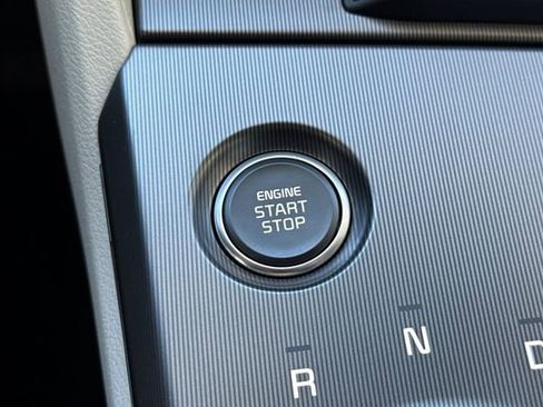 New 2026 Kia Sportage EX image 27