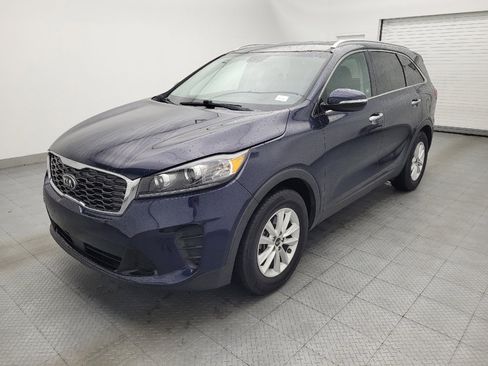 Used 2020 Kia Sorento LX w/ LX I4 Convenience Package FWD image 2