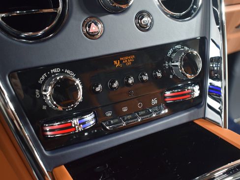 New 2026 Rolls-Royce Cullinan image 32