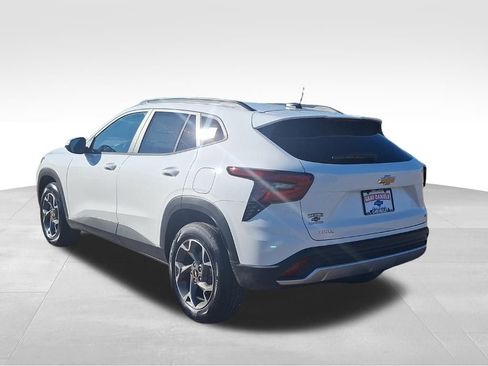 New 2026 Chevrolet Trax LT w/ Driver Confidence Package image 5