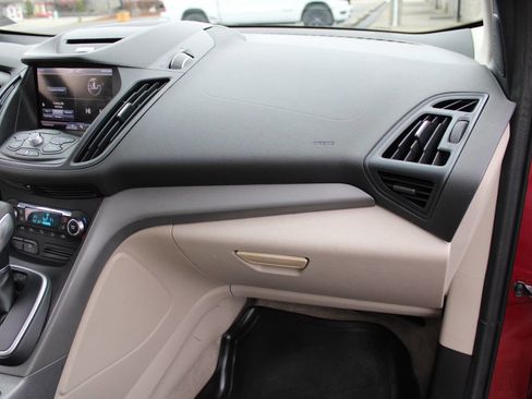 Used 2014 Ford Escape SE w/ Equipment Group 201A image 42