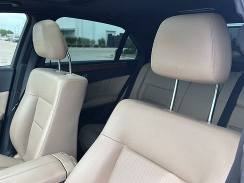 Used 2011 Mercedes-Benz E 350 4MATIC Sedan image 14