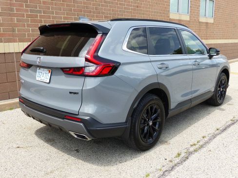 Used 2025 Honda CR-V Sport image 9