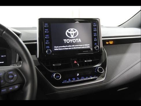 Used 2021 Toyota Corolla SE w/ SE Preferred Package FWD image 9