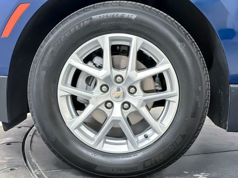 Used 2023 Chevrolet Equinox LS FWD image 26