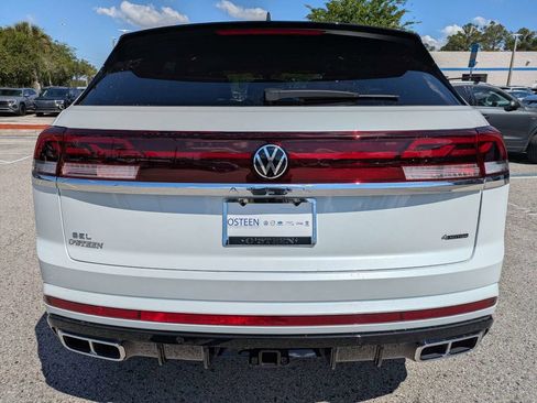 New 2026 Volkswagen Atlas Cross Sport SEL Premium R-Line AWD/4WD image 5