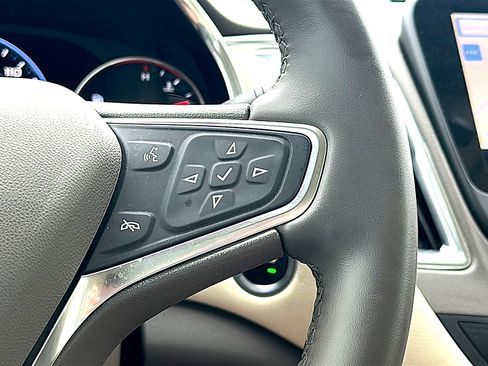 Used 2024 Chevrolet Malibu LT image 27