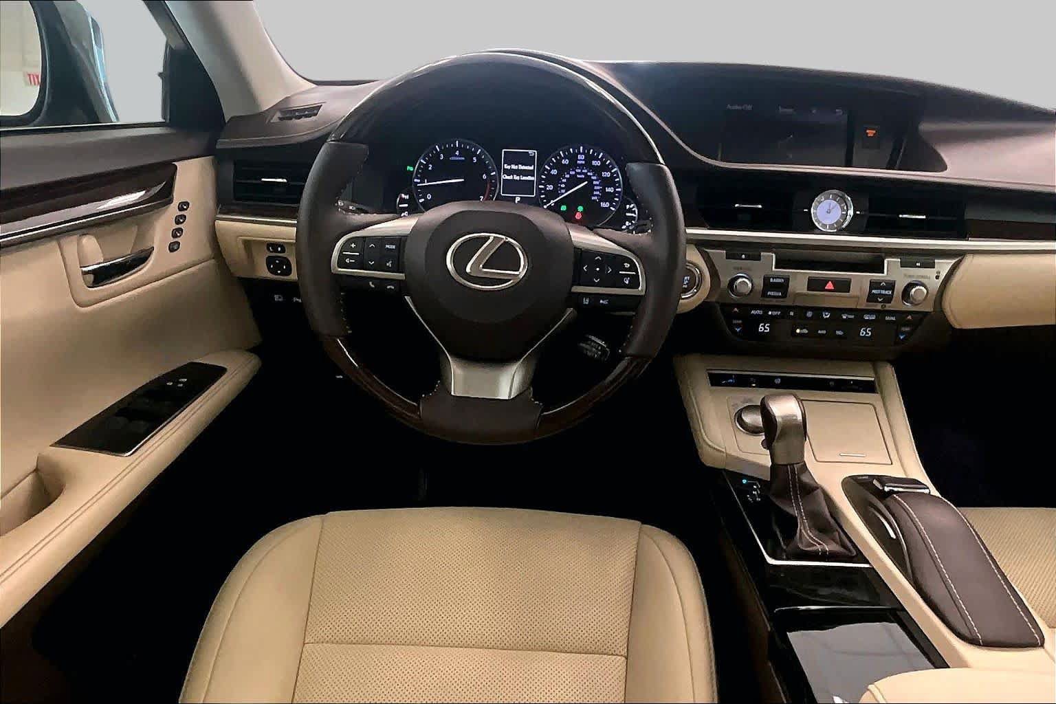 Used 2018 Lexus ES 350 w/ Navigation System Package FWD image 5
