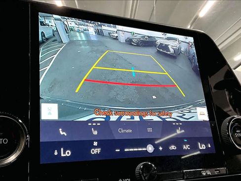 Used 2024 Lexus NX 250 image 26