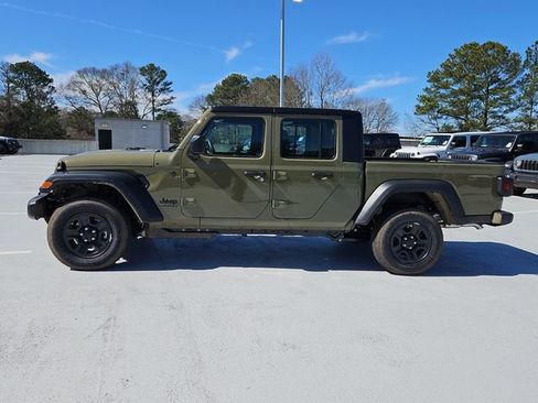 New 2026 Jeep Gladiator Sport image 4
