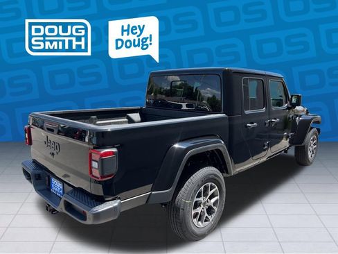 New 2025 Jeep Gladiator Sport image 6