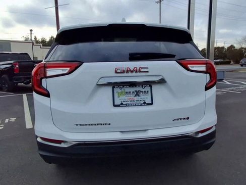 Used 2022 GMC Terrain AT4 w/ Infotainment Package II image 3