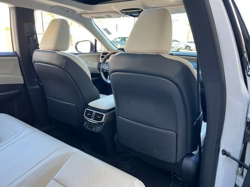 Used 2025 Lexus RX 350 w/ Convenience Package AWD/4WD image 56