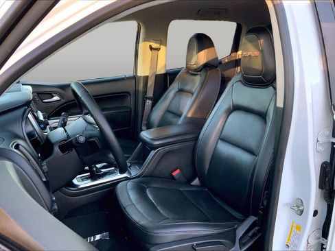 Used 2019 Chevrolet Colorado ZR2 w/ ZR2 Dusk Special Edition AWD/4WD image 8