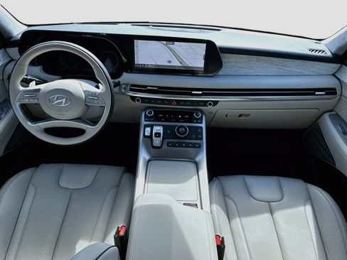 Used 2025 Hyundai Palisade Calligraphy FWD image 17