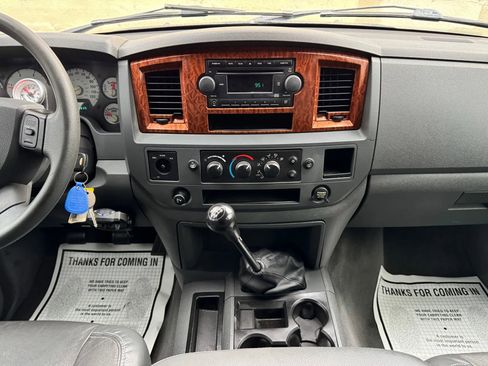 Used 2006 Dodge Ram 2500 Truck SLT w/ Light Group AWD/4WD image 24