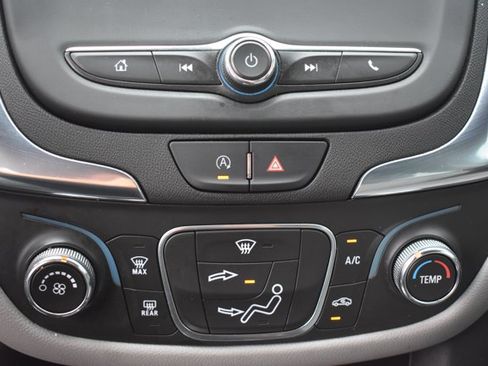 Used 2024 Chevrolet Equinox LS FWD image 25
