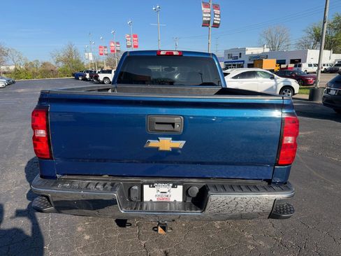 Used 2017 Chevrolet Silverado 1500 LT AWD/4WD image 6