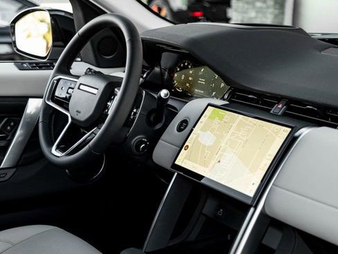 New 2025 Land Rover Discovery Sport S AWD/4WD image 30
