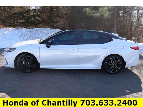 Used 2025 Toyota Camry XSE image 4