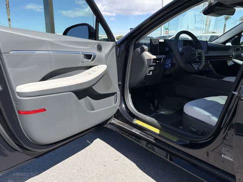 New 2026 Hyundai Sonata SEL FWD image 10
