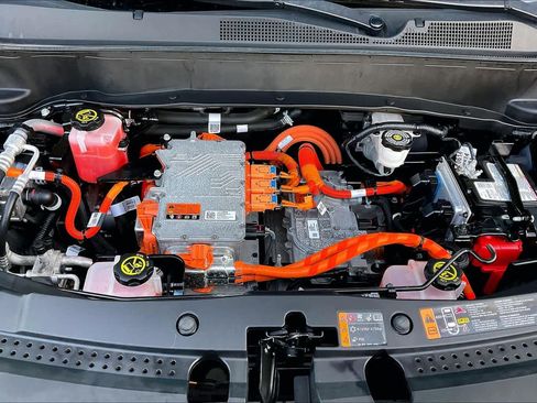 Used 2022 Chevrolet Bolt EUV Premier w/ Sun & Sound Package image 30