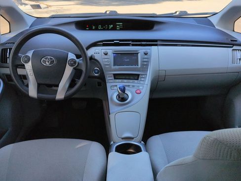 Used 2013 Toyota Prius Three image 21