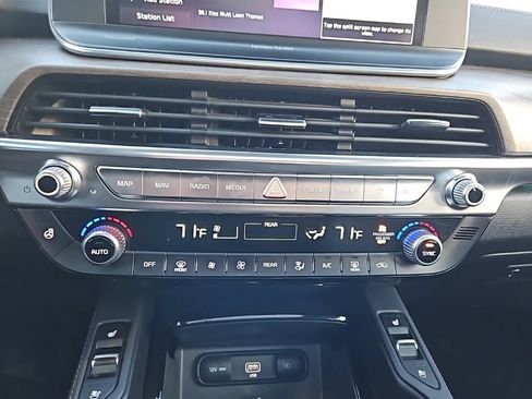 Certified 2020 Kia Telluride SX image 19