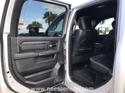 New 2026 RAM 3500 Limited image 15