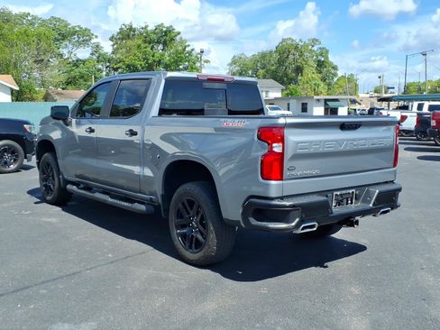 Used 2025 Chevrolet Silverado 1500 LT Trail Boss w/ Convenience Package II AWD/4WD image 3