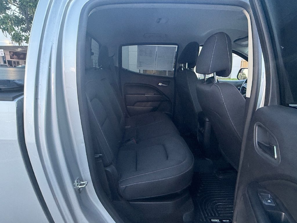 Used 2018 Chevrolet Colorado LT w/ LT Convenience Package RWD image 15