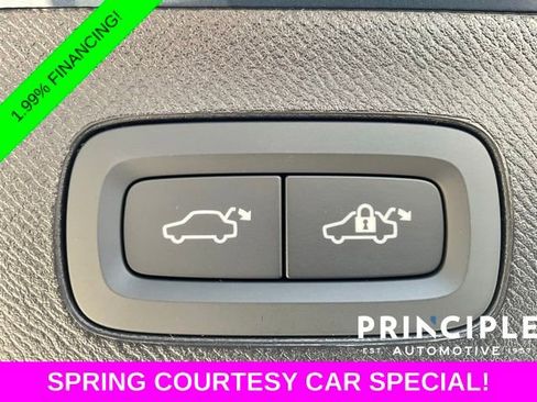 New 2026 Volvo XC90 B6 Plus w/ Protection Package Premier AWD/4WD image 32
