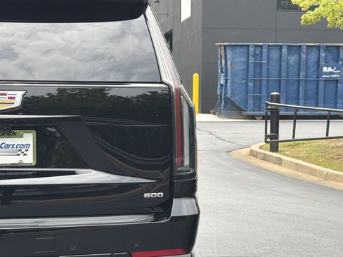 Used 2026 Cadillac Escalade Platinum Sport w/ LPO, Floor Liner Package AWD/4WD image 24