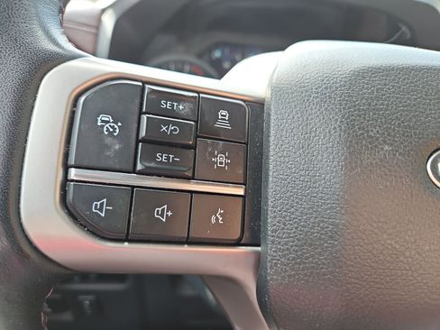 Used 2024 Ford Expedition Limited AWD/4WD image 25