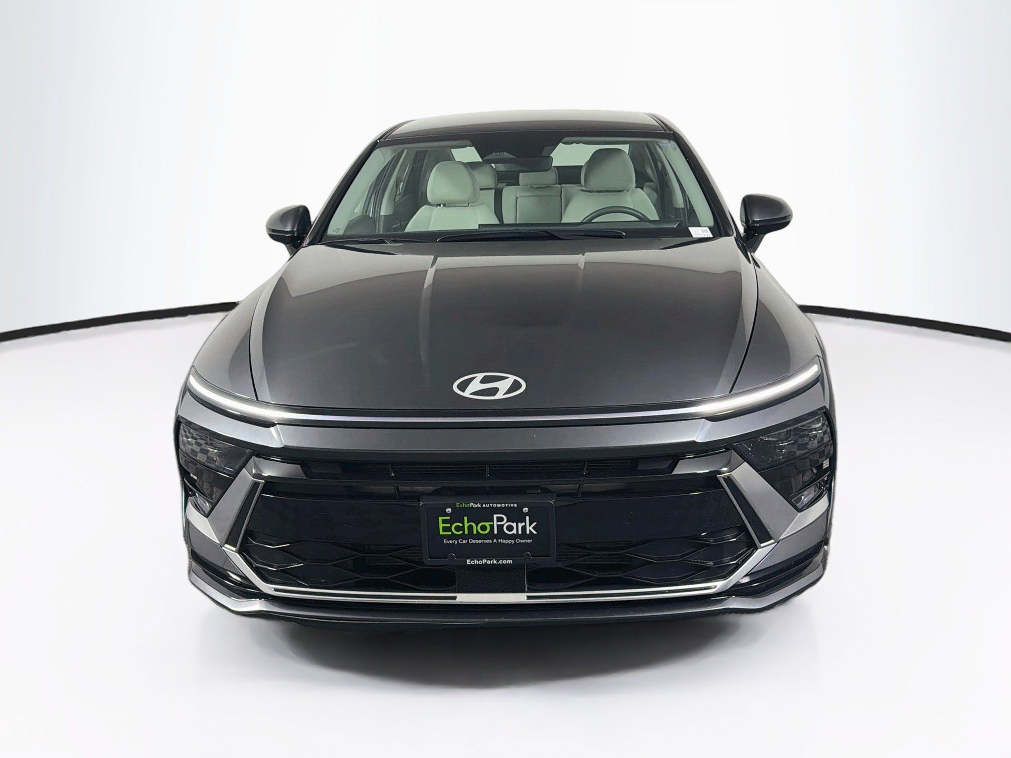 Used 2025 Hyundai Sonata SEL FWD image 2