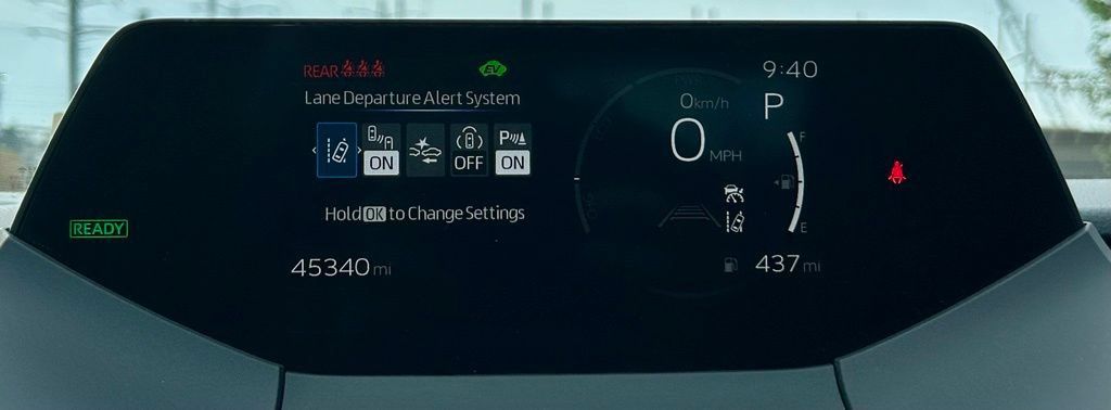 Certified 2023 Toyota Prius XLE FWD image 19