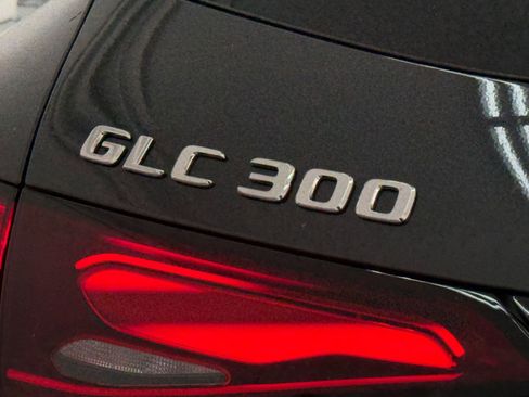 New 2026 Mercedes-Benz GLC 300 image 21