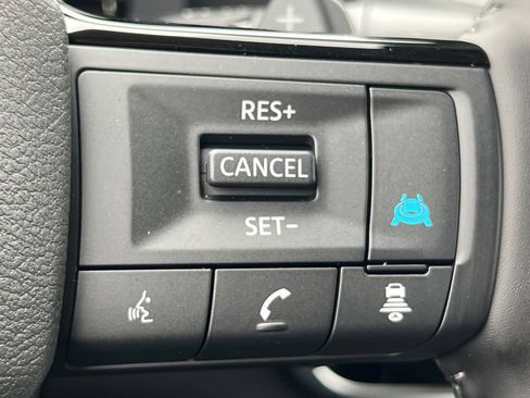 New 2026 Nissan Rogue Platinum AWD/4WD image 13