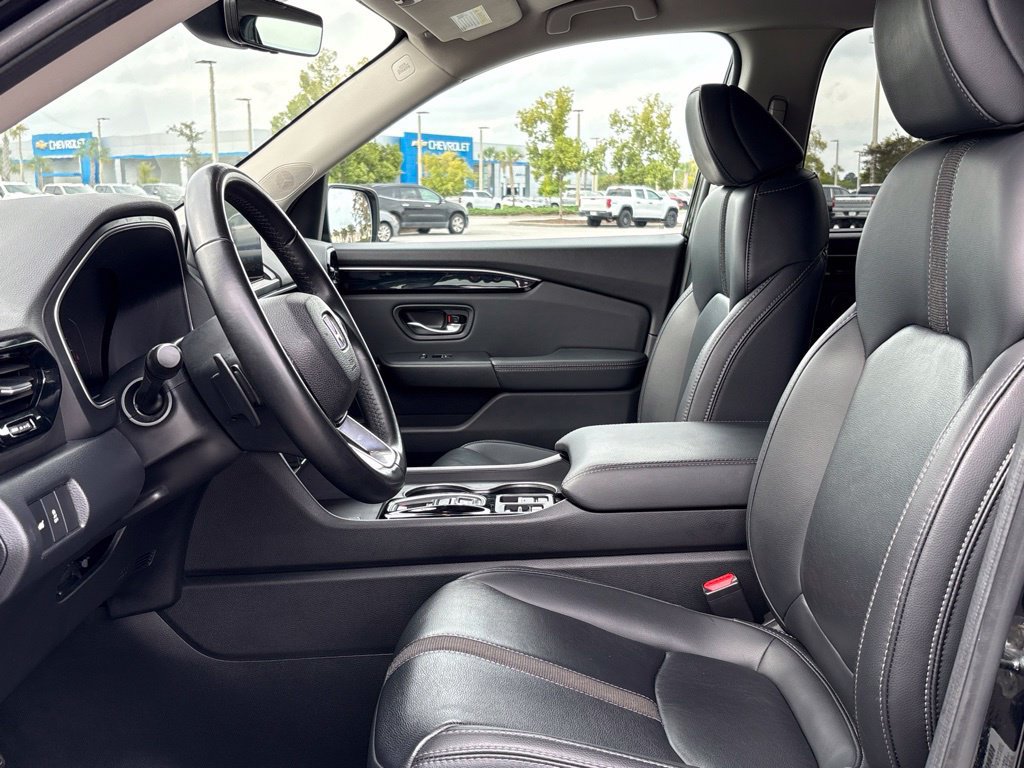 Used 2025 Honda Pilot EX-L image 34