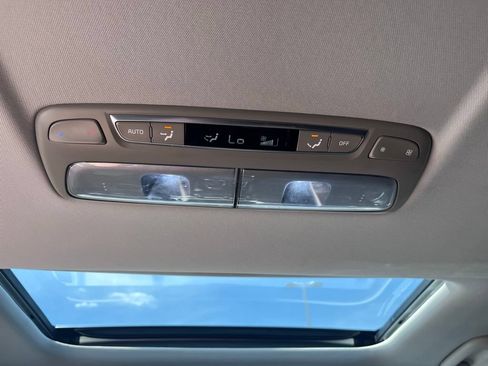 Certified 2025 Kia Telluride S FWD image 23