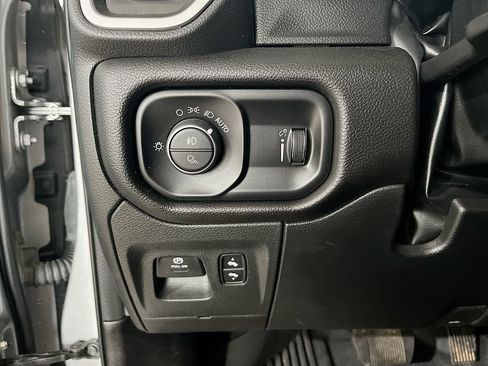 Used 2023 RAM 1500 Lone Star AWD/4WD image 10