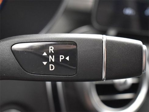 Used 2022 Mercedes-Benz GLC 300 image 28