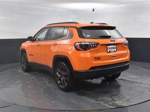 New 2026 Jeep Compass Latitude w/ Sun and Sound Group AWD/4WD image 7