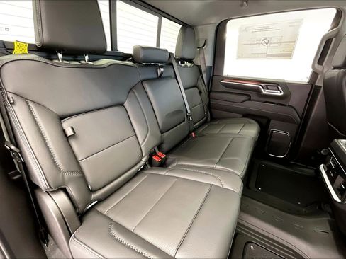 New 2026 GMC Sierra 2500 Denali w/ Denali Reserve Package image 10