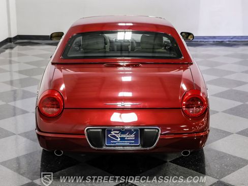 Used 2004 Ford Thunderbird image 39