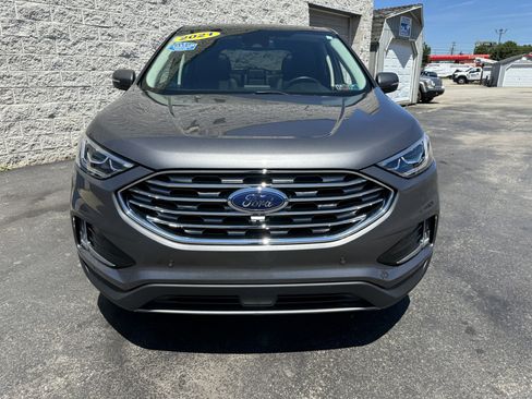 Used 2021 Ford Edge Titanium w/ Equipment Group 301A AWD/4WD image 3
