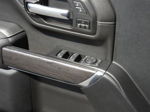 Used 2022 Chevrolet Silverado 2500 LTZ w/ LTZ Plus Package image 29