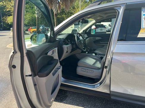 Used 2018 Honda Ridgeline RTL-E image 26