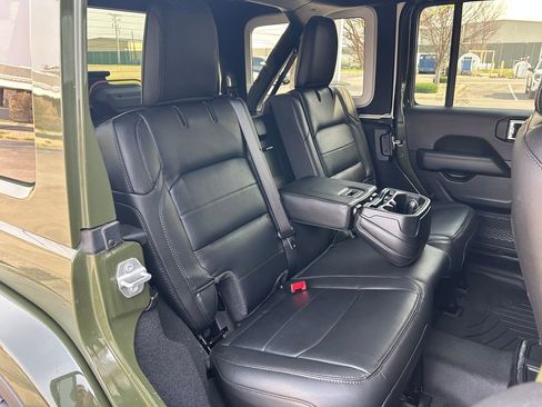 Used 2023 Jeep Wrangler Unlimited Sahara w/ Altitude image 51