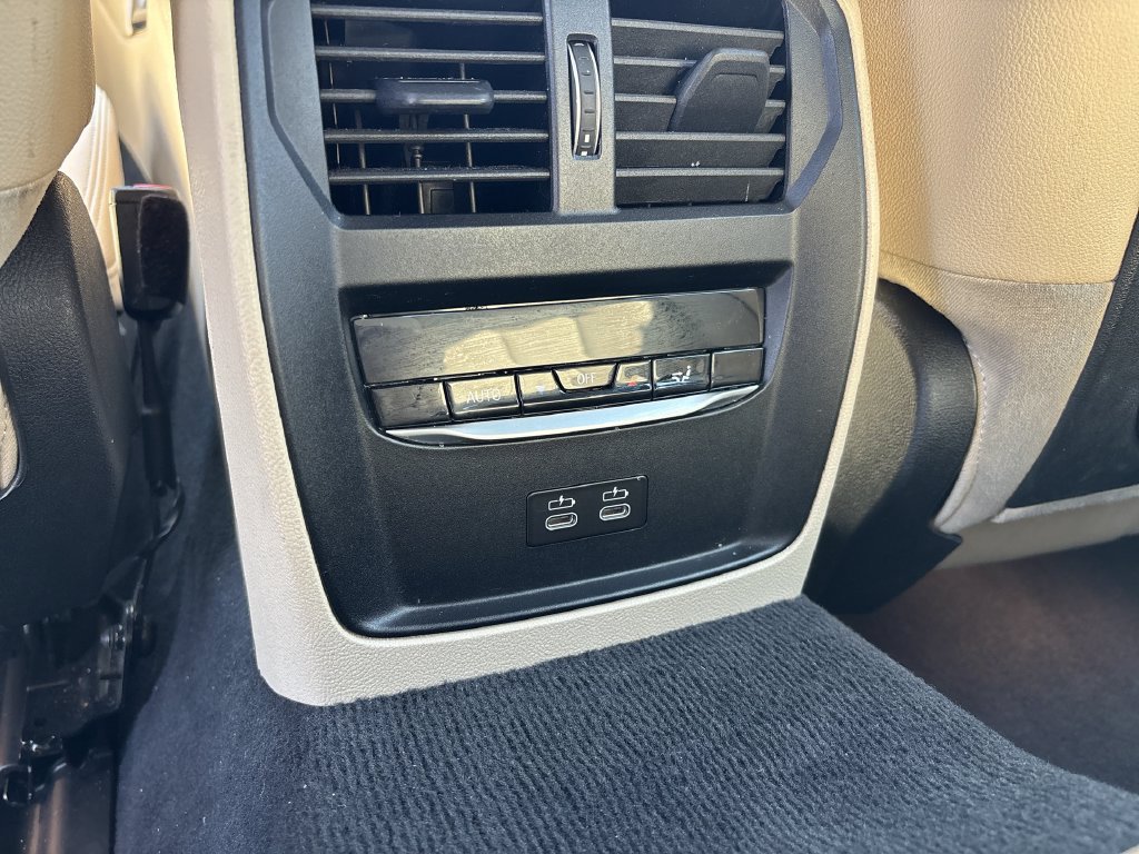 Used 2024 BMW i4 eDrive35 w/ Premium Package RWD image 18